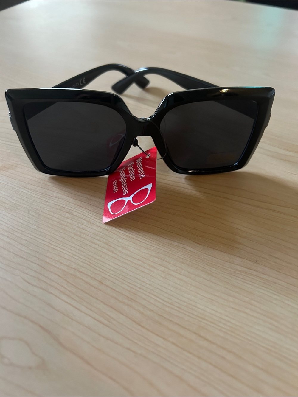 Women's Black Oversized Cat-Eye Sunglasses - Unbranded